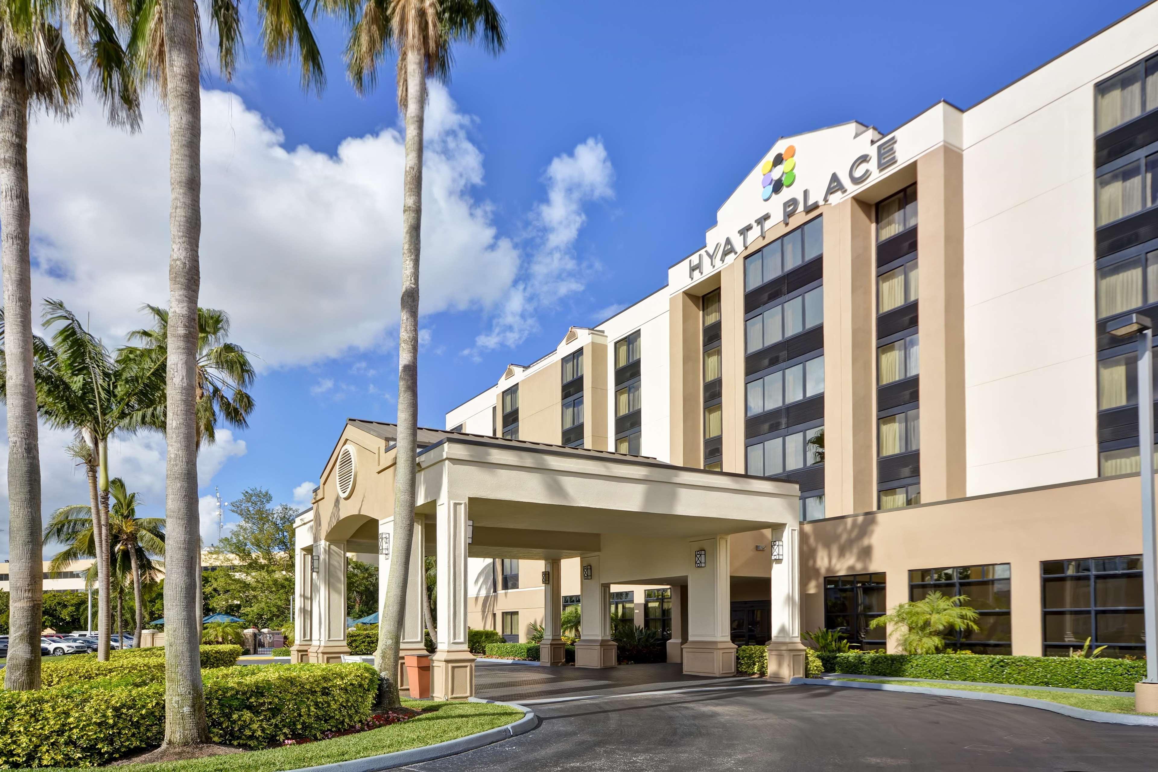 Hyatt Place Miami Airport-West/Doral Exterior photo