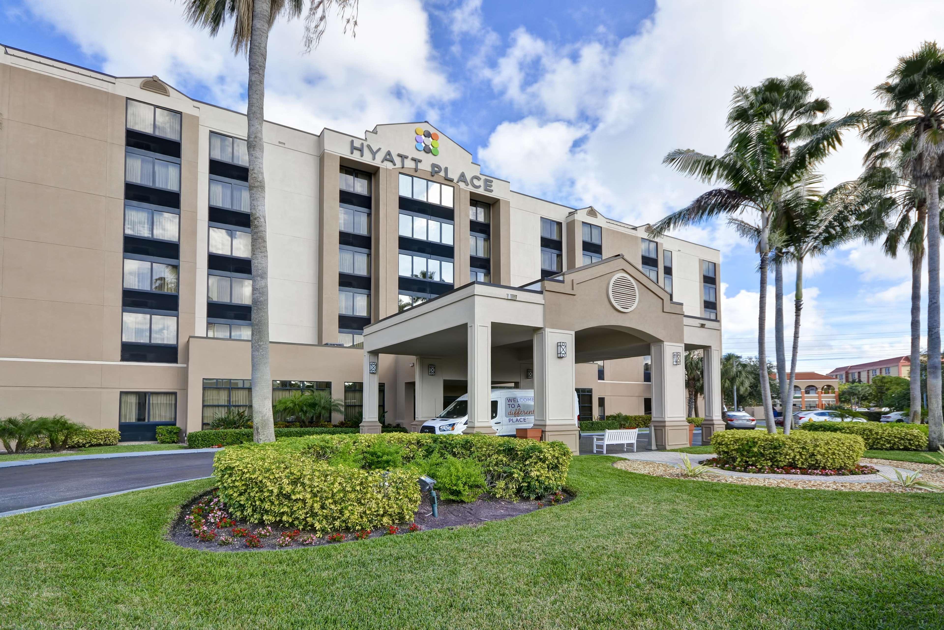 Hyatt Place Miami Airport-West/Doral Exterior photo